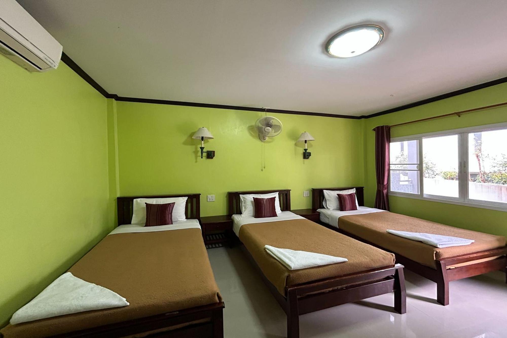 มีมี เพลซ แอนด์ ทัวร์ กระบี่ Hotel Ao Nang ภายนอก รูปภาพ