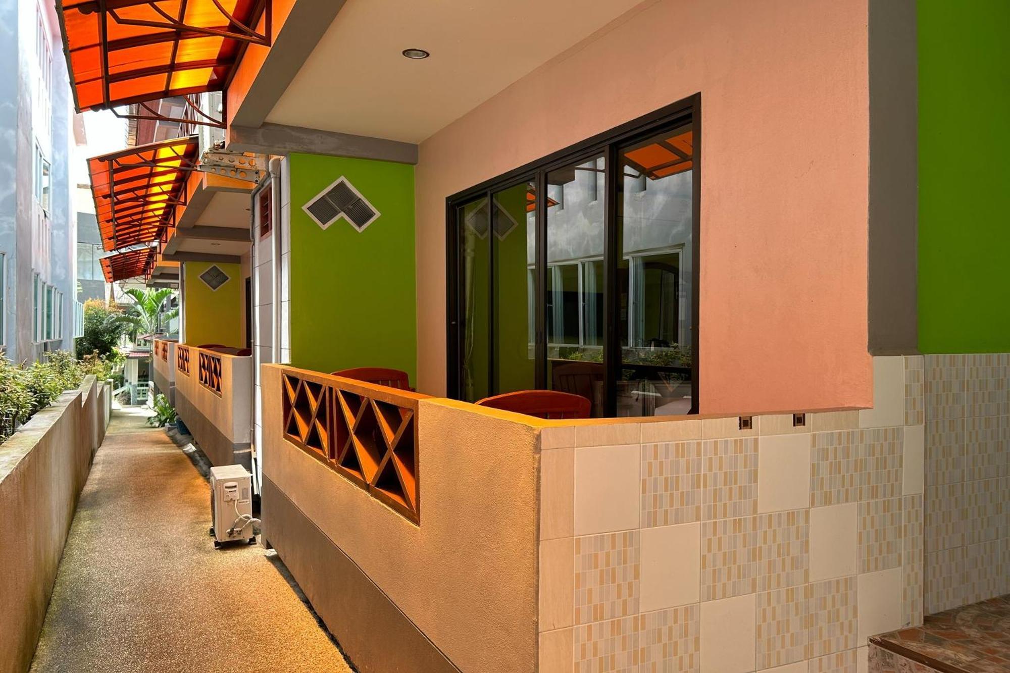 มีมี เพลซ แอนด์ ทัวร์ กระบี่ Hotel Ao Nang ภายนอก รูปภาพ