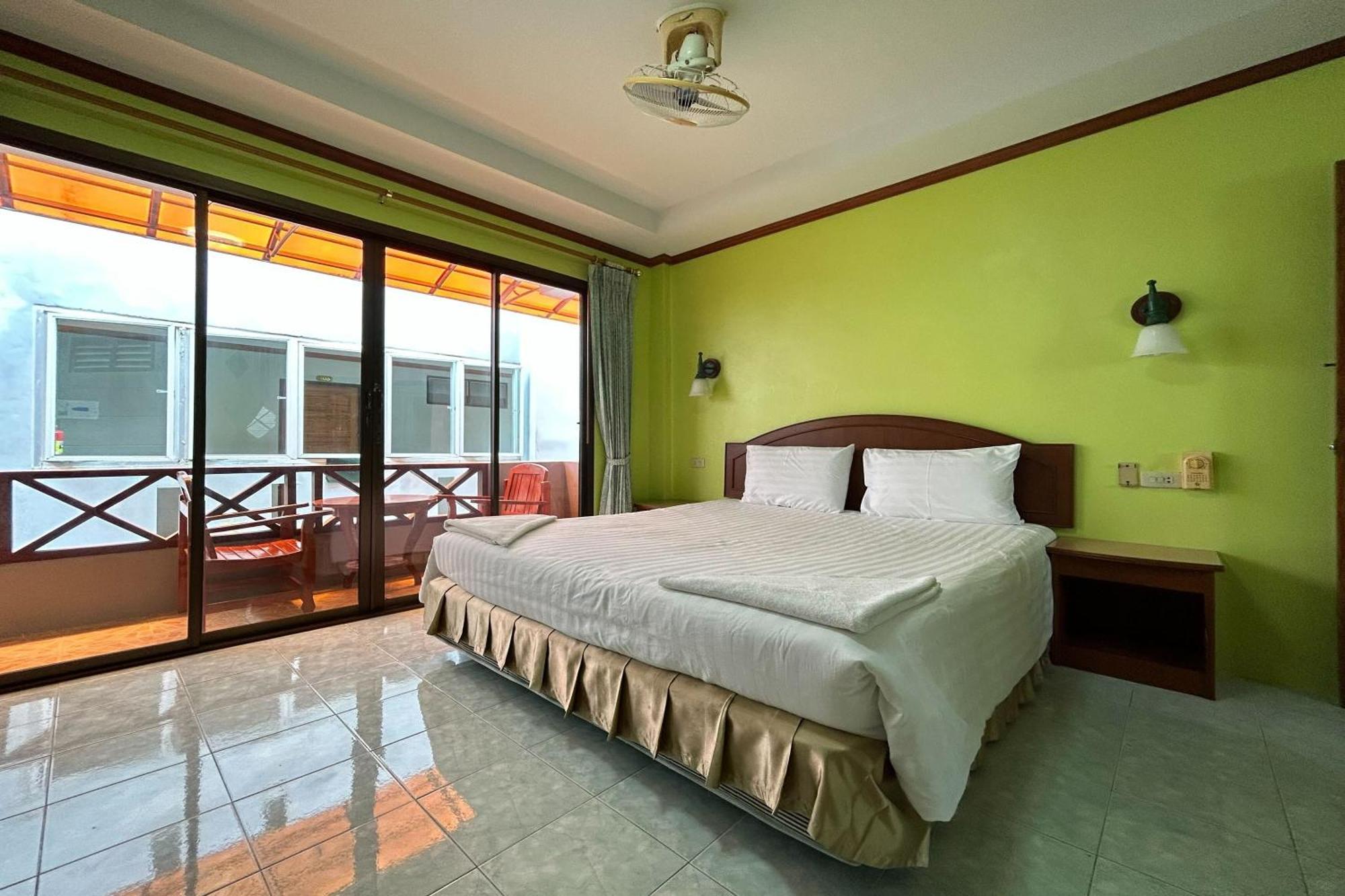 มีมี เพลซ แอนด์ ทัวร์ กระบี่ Hotel Ao Nang ภายนอก รูปภาพ